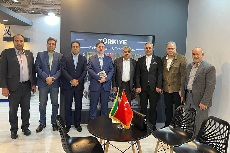 حضور جناب آقای فلاح رایزن ایران در عمان در اتاق مشترک بازرگانی ایران و ترکیه